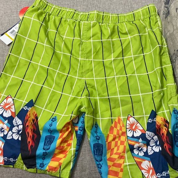 Boys iXtreme Swim Trunks Size 18 UV Protection Lime NWT - Picture 2 of 3